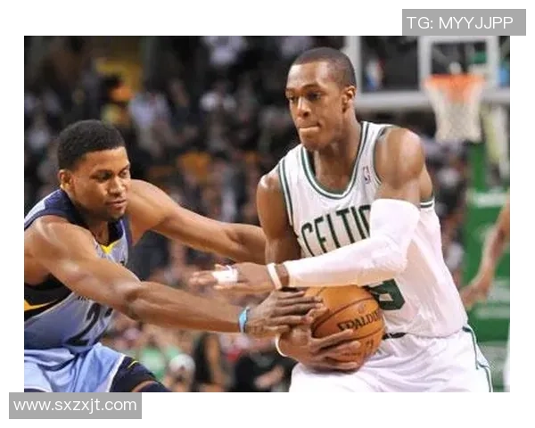 武汉篮球队战术创新引发热议球迷热盼新赛季表现提升